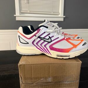 Nike Black and White Sneakers